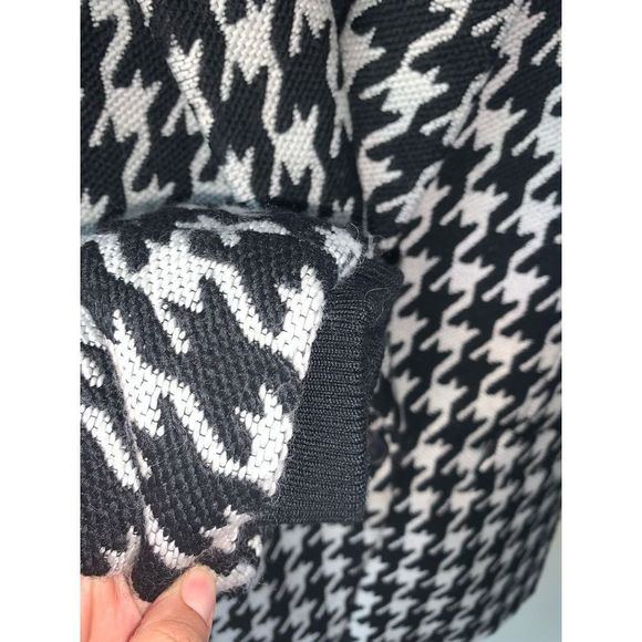 THEORY - Picture 9 of 14